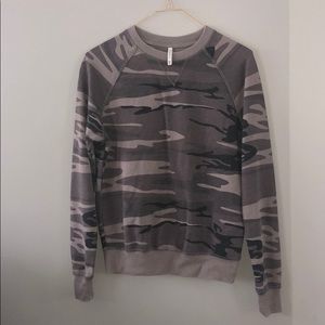 Long sleeve sweatshirt